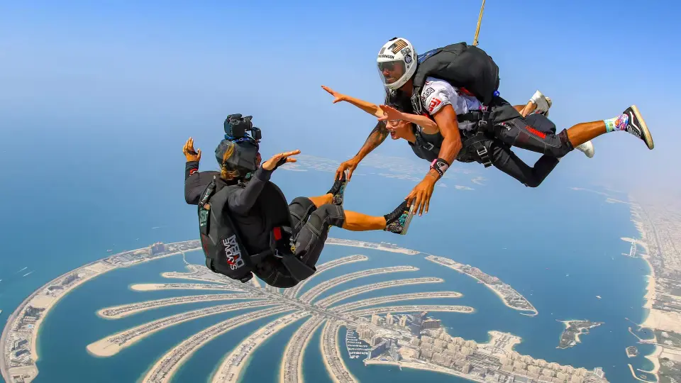 Dubai: Tandem Skydive Experience at The Palm